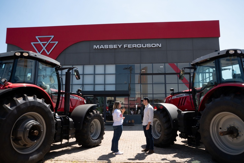 Massey Ferguson é a marca mais bem avaliada entre os fabricantes de máquinas agrícolas, revela pesquisa Fenabrave